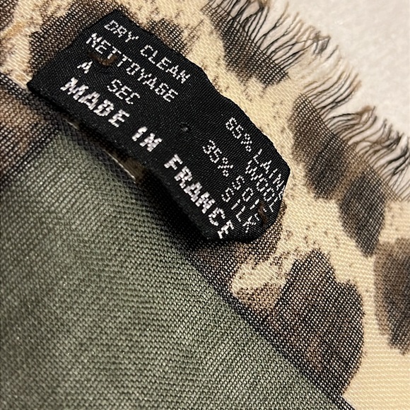 CHRISTIAN DIOR SCARF. - Picture 5 of 5